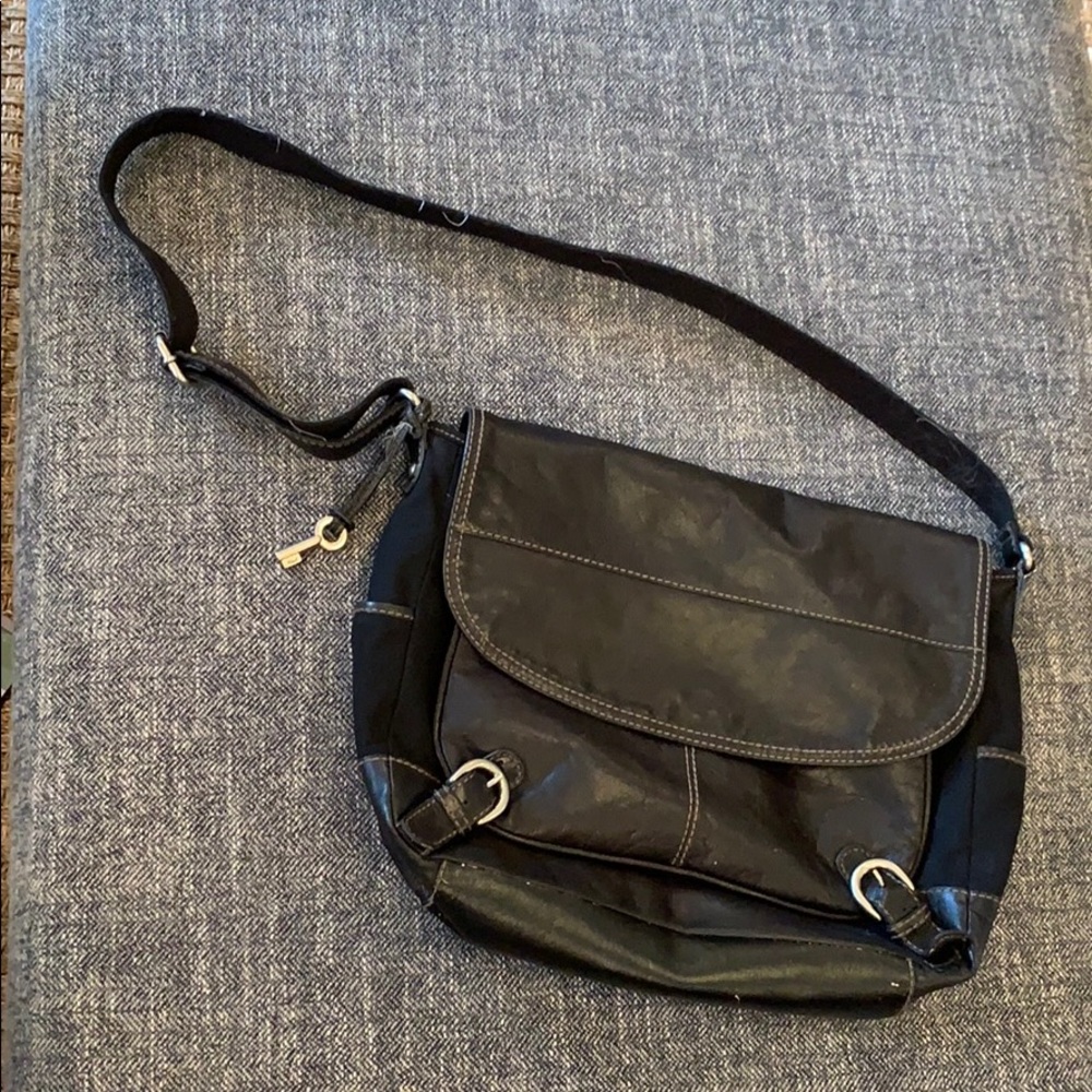 Fossil Messenger Bag